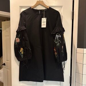 Zara Embroidered Puff Sleeve Dress - S